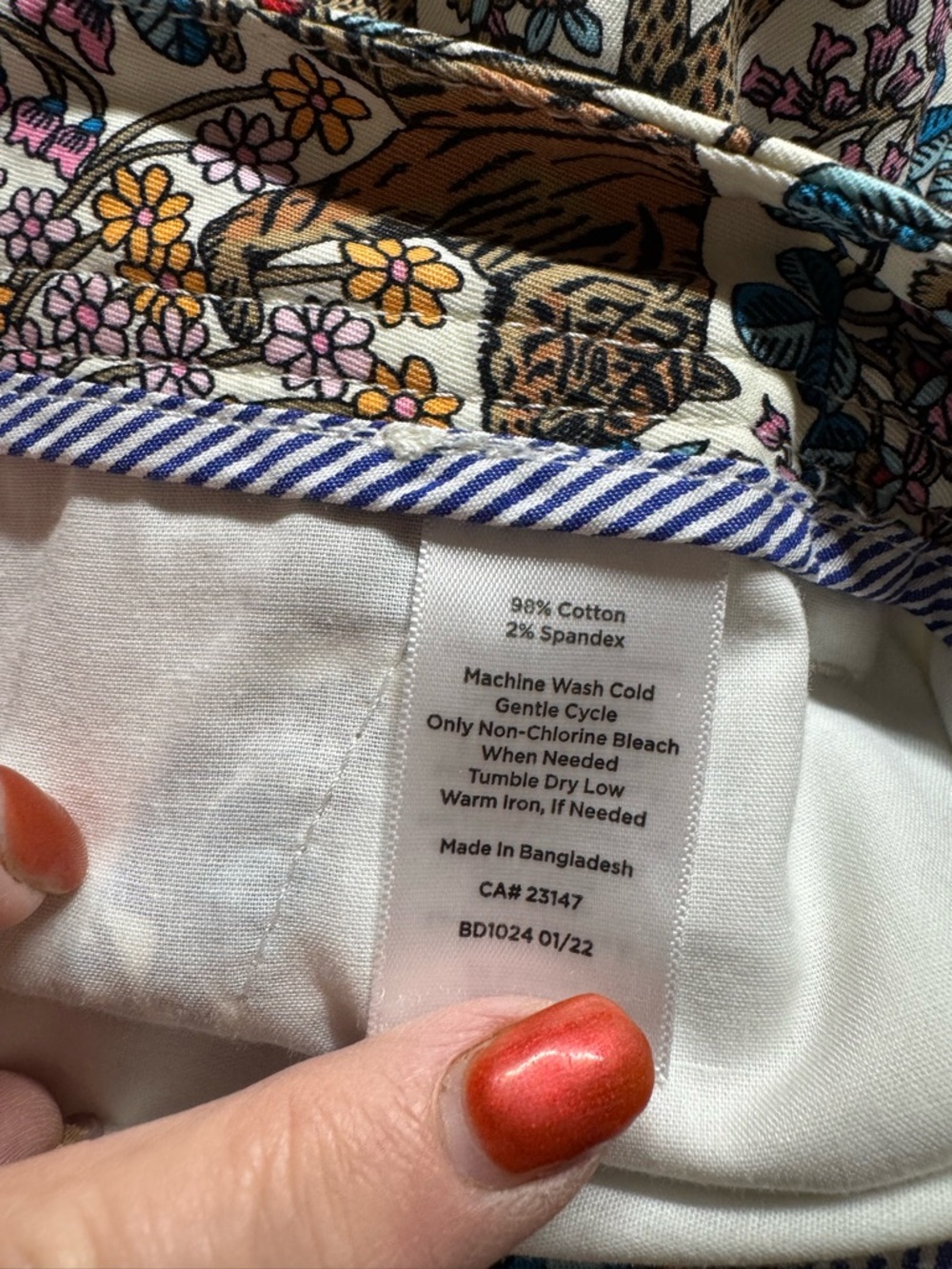 FUN!! Talbots Relaxed Chino Animal Print Pants SIZE: 10 #10 - Picture 10 of 11